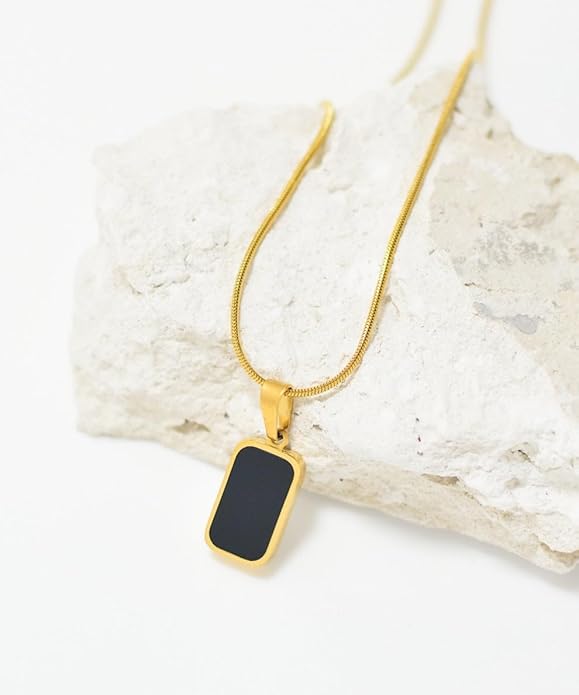 Stylish double-sided gold-plated necklace for her