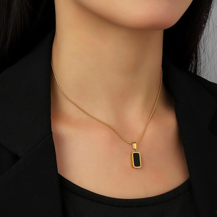 Stylish double-sided gold-plated necklace for her